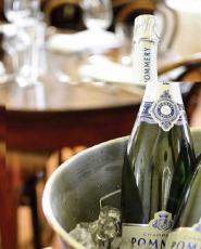 Pommery champagne indulgence set - Hebbertjes - 2 HB