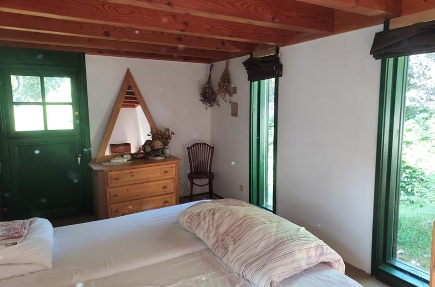 Uniek woon- en vakantiedomein met drie woningen in de Oostkantons - Ardennen - 2HB