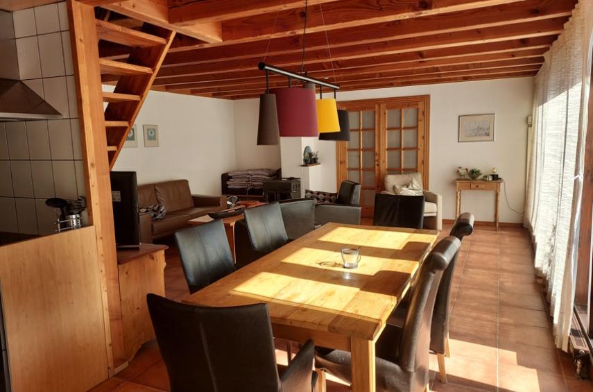 Uniek woon- en vakantiedomein met drie woningen in de Oostkantons - Ardennen - 2HB